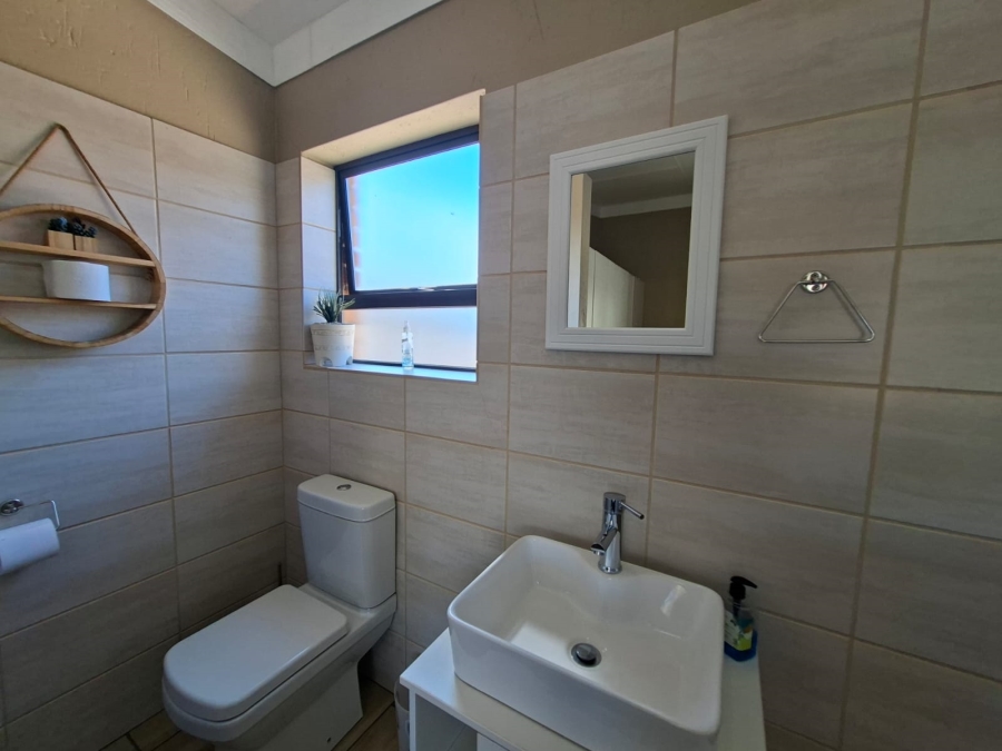 3 Bedroom Property for Sale in Reebok Western Cape